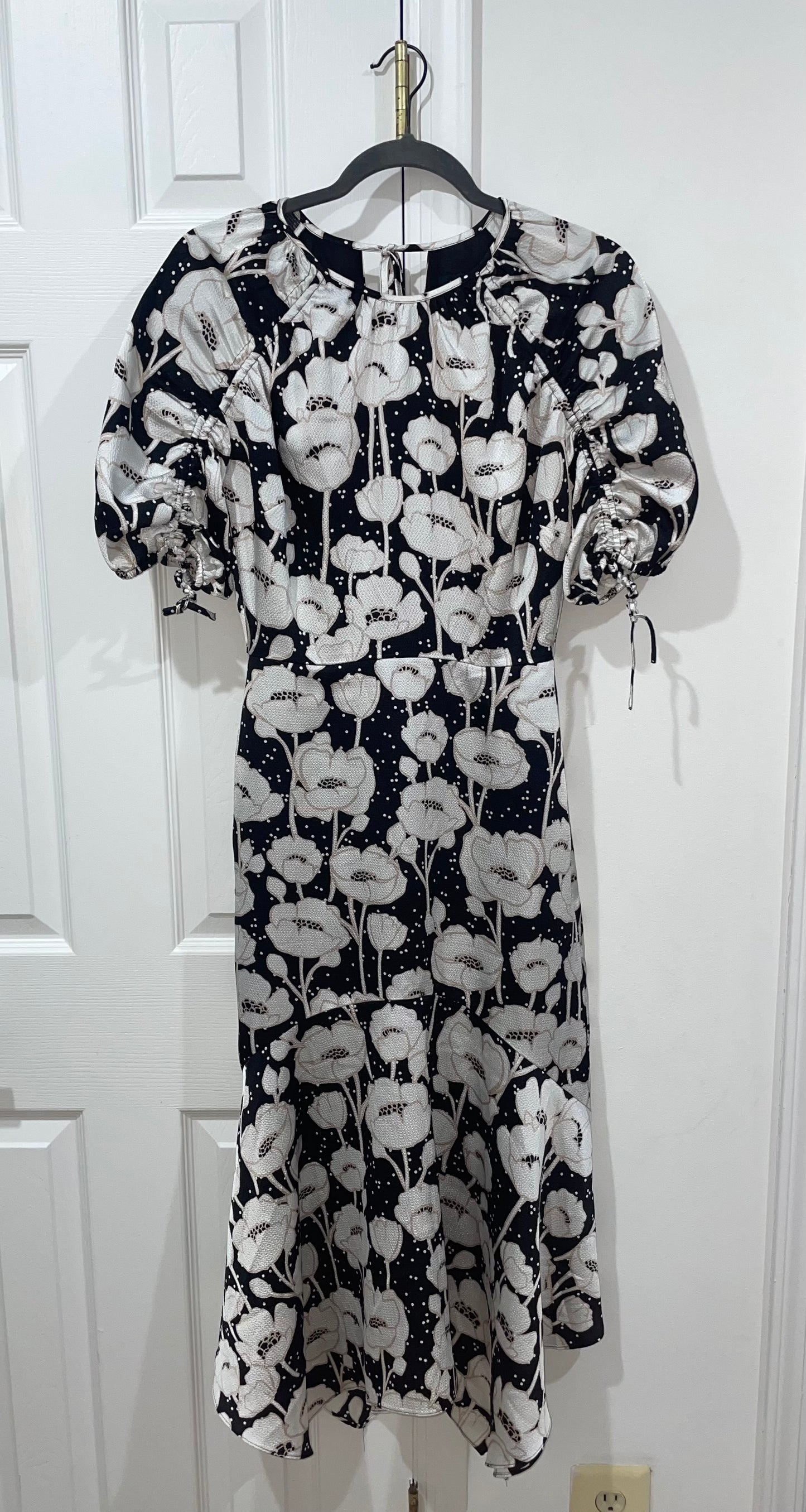 Ted Baker Abriee Puff Sleeve Textured Floral Midi Dress Size 0/US Size 2 $325
