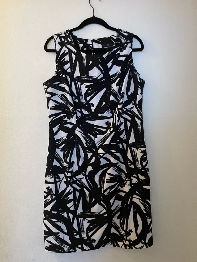 Ronni Nicole Black & White Abstract Print Sleeveless Shift Dress Size 12