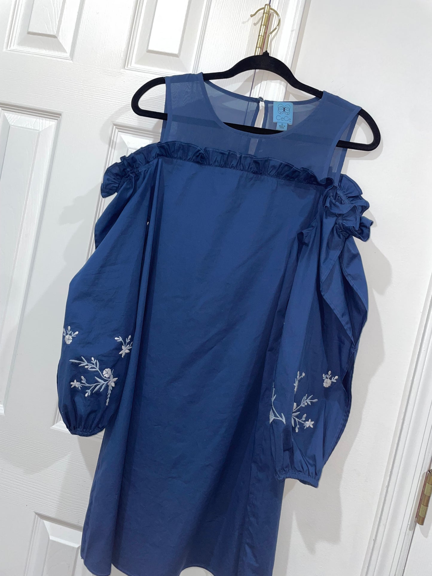 CeCe Cold Shoulder Navy Blue Embroidered Long Sleeve Shift Dress Size 10