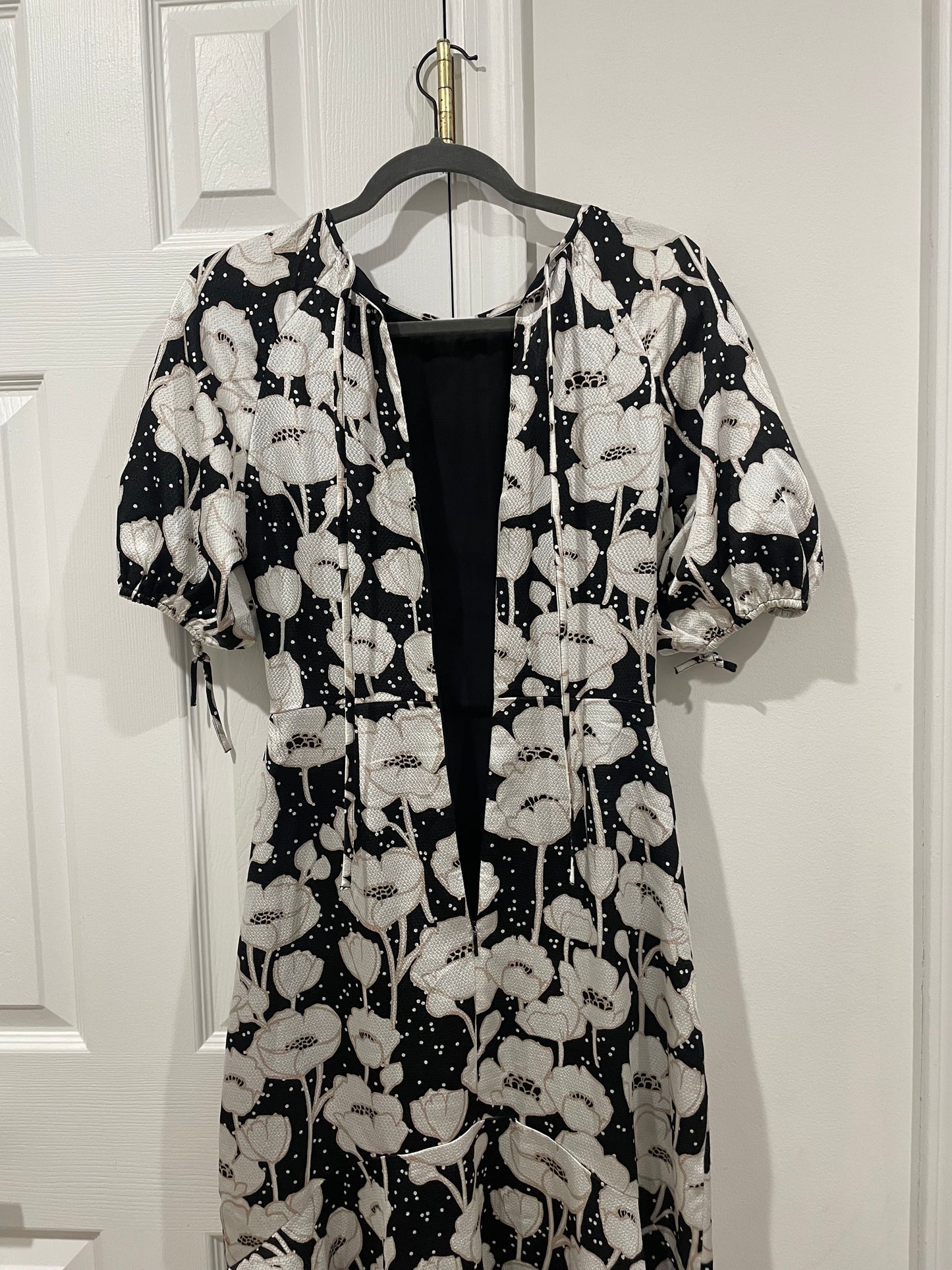 Ted Baker Abriee Puff Sleeve Textured Floral Midi Dress Size 0/US Size 2 $325