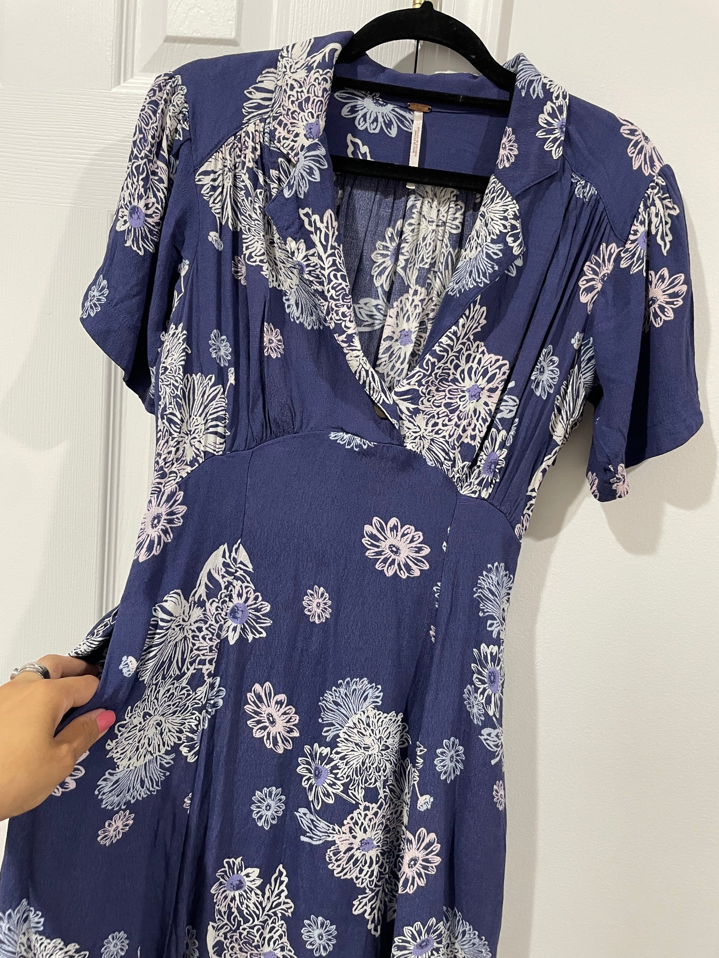 Free People Blue Hawaii Fit & Flare Floral Print Short Sleeve Mini Dress Size XS