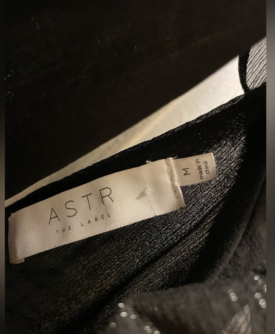 ASTR The Label Analesse Cold Shoulder Black Shimmer Bodysuit Top Sz Medium