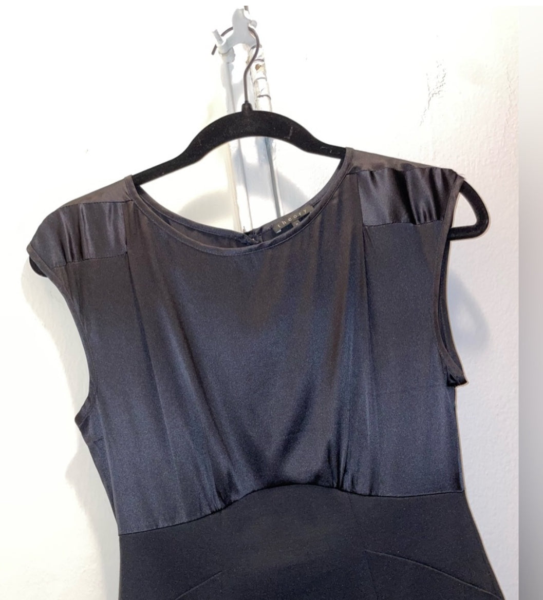Theory Black Fitted Sheath Dress Scoop Neck Satin Bodice LBD Size 2