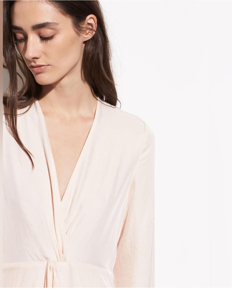 VINCE Long Sleeve Twist Drape Dress In Oat Blush V-Neck Size 2 $395