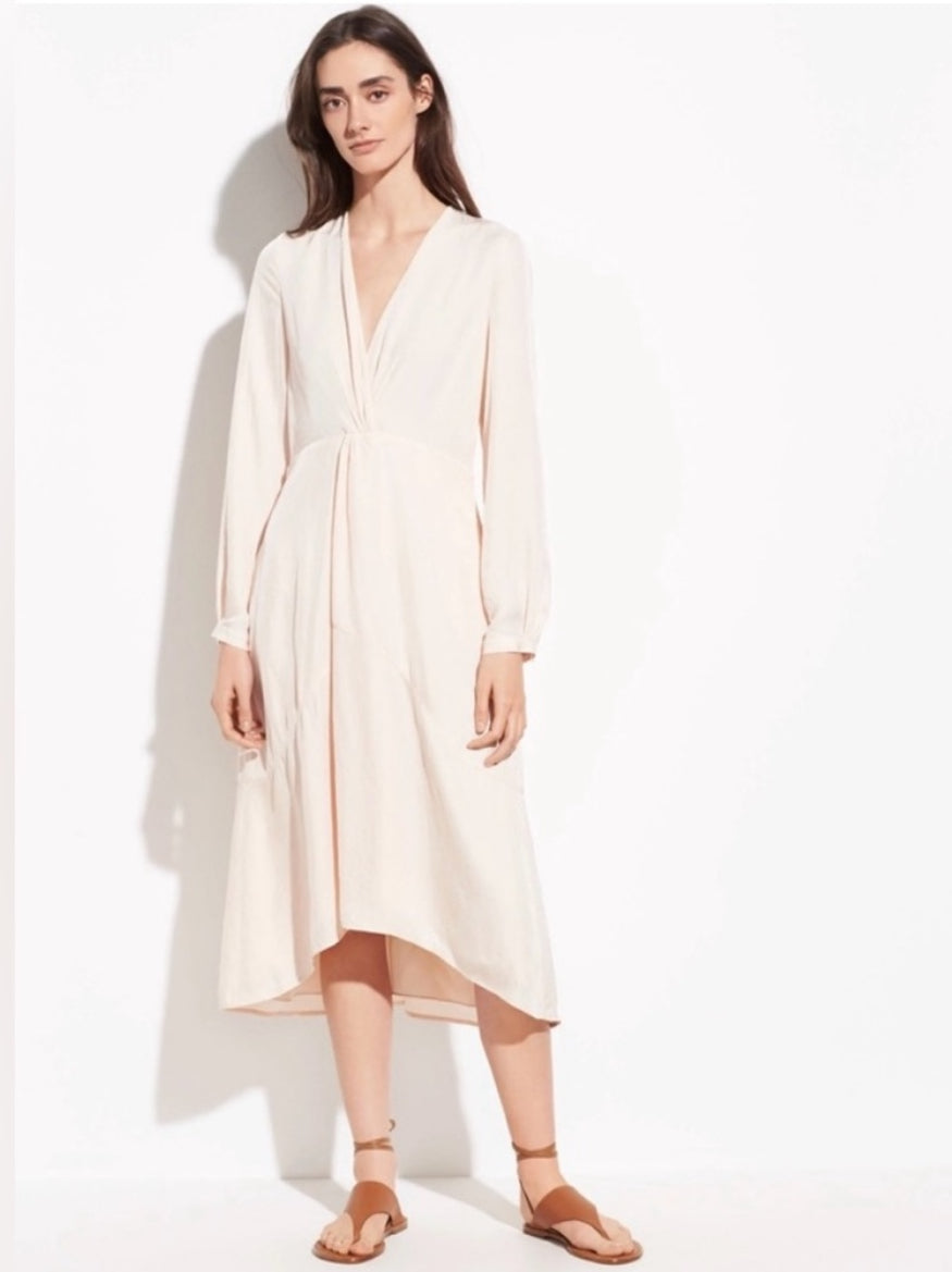 VINCE Long Sleeve Twist Drape Dress In Oat Blush V-Neck Size 2 $395