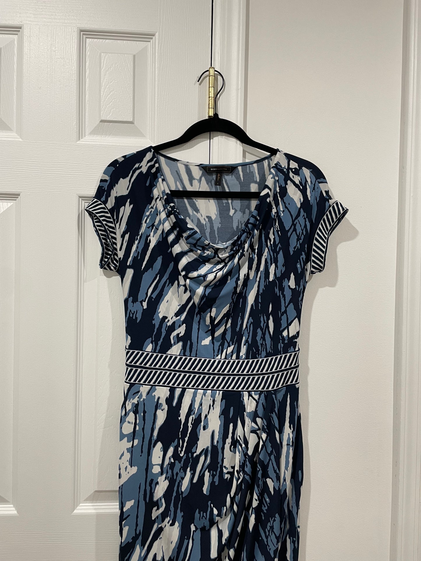 BCBGMAXAZRIA Ema Blue & White Faux Wrap Cowl Neck Stretchy Dress Size Small
