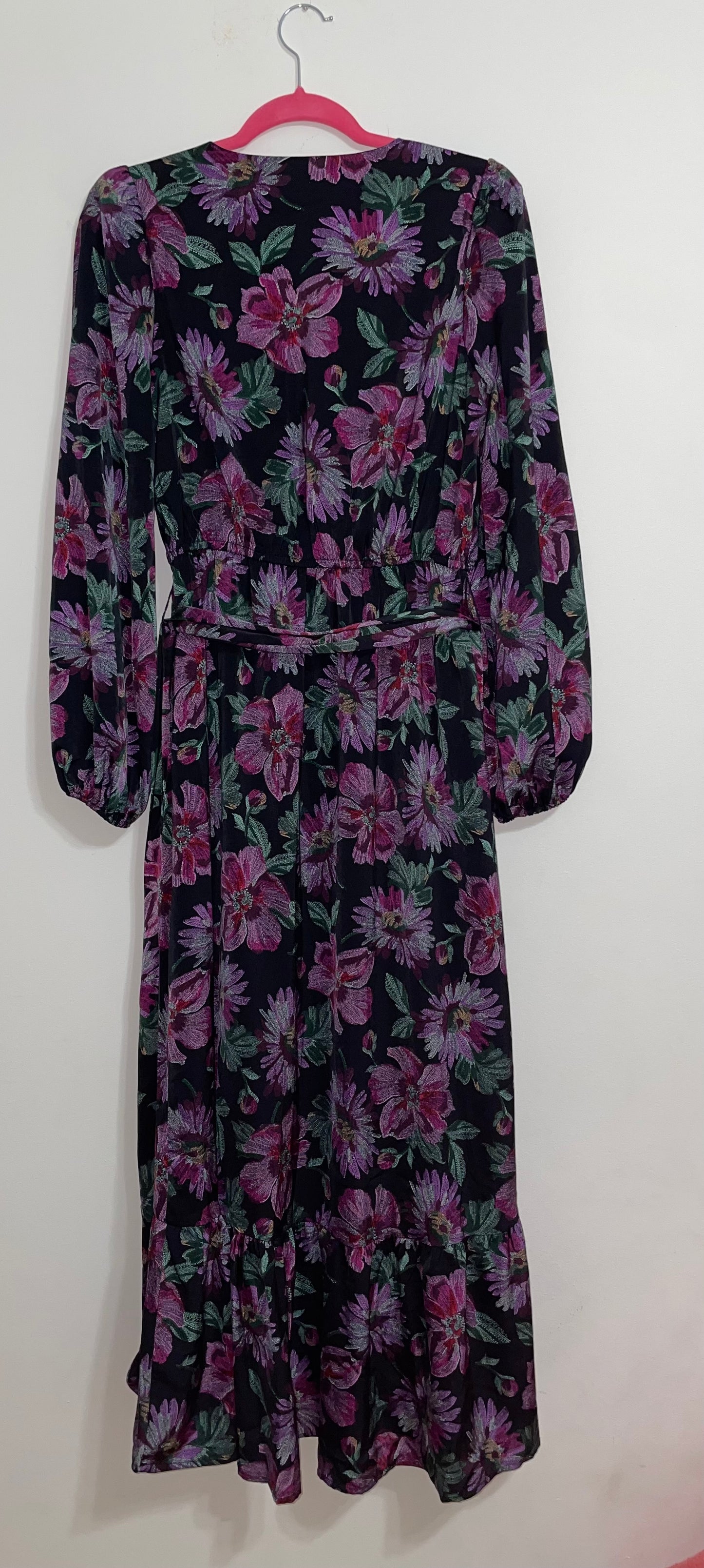 AQUA Long Sleeved V-Neck Fit & Flare Floral Wrap Maxi Dress Size Small