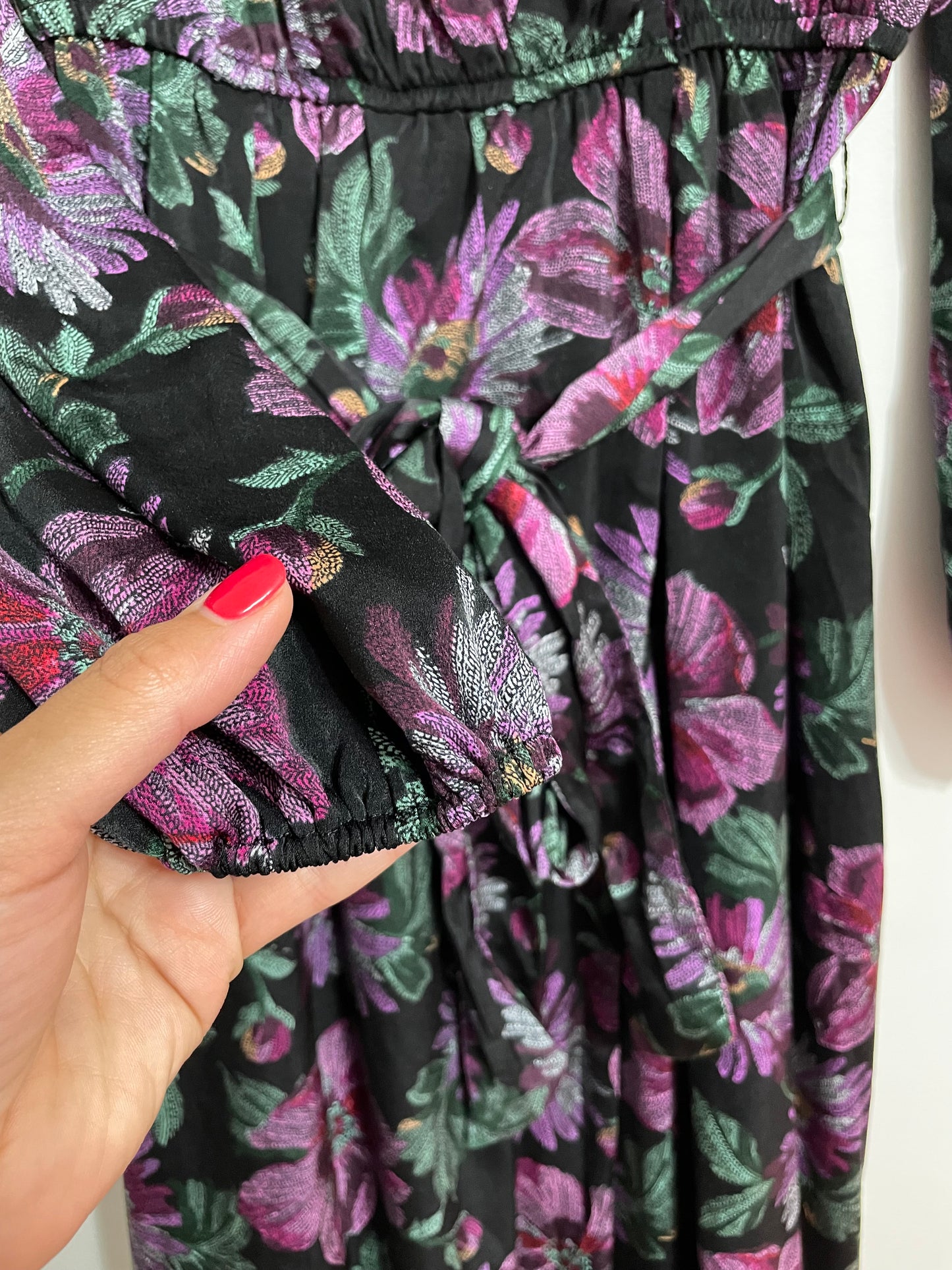 AQUA Long Sleeved V-Neck Fit & Flare Floral Wrap Maxi Dress Size Small