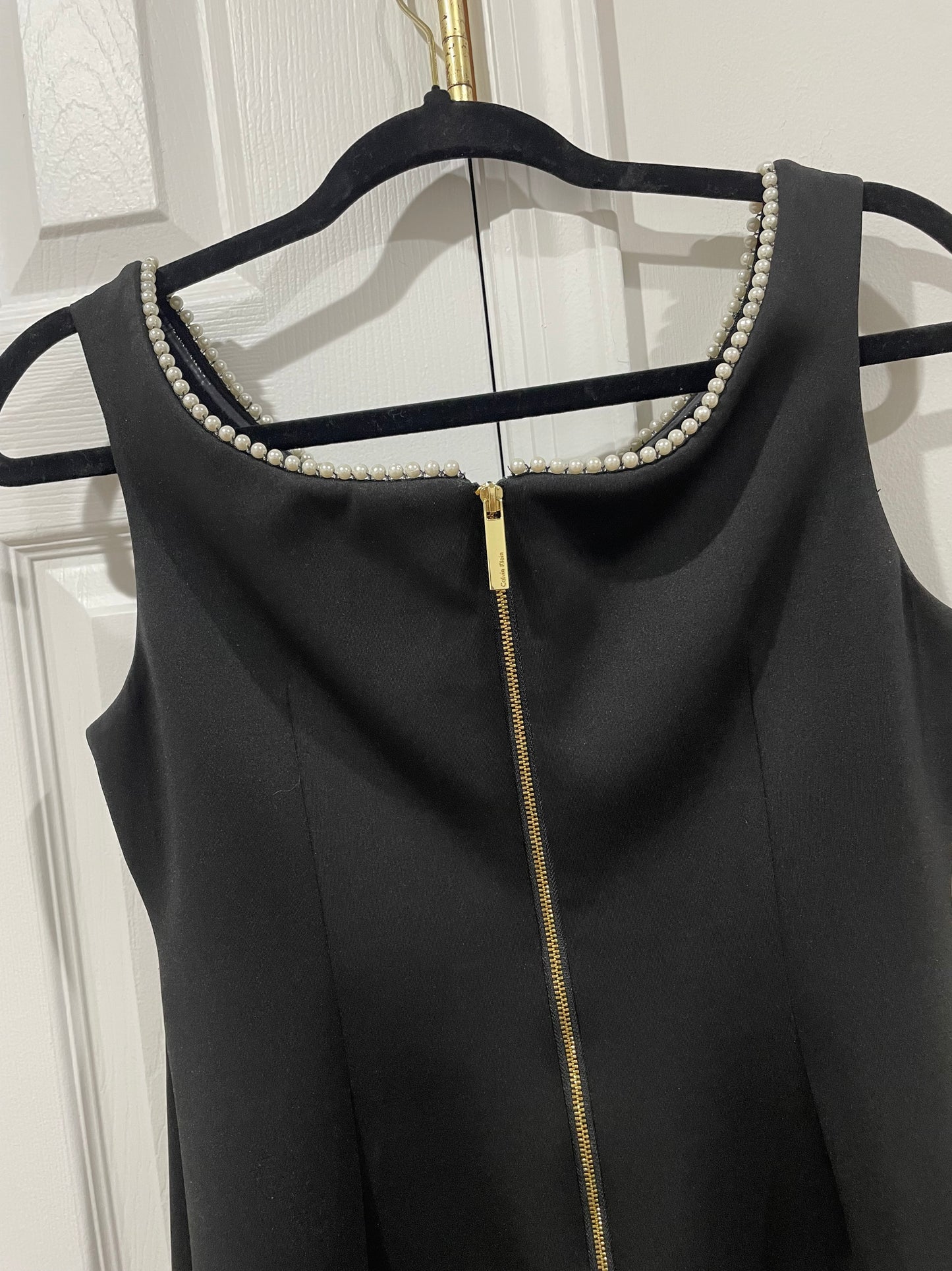 Calvin Klein Pearl Trim Sleeveless Black Sheath Midi Cocktail Dress Size 6 $139