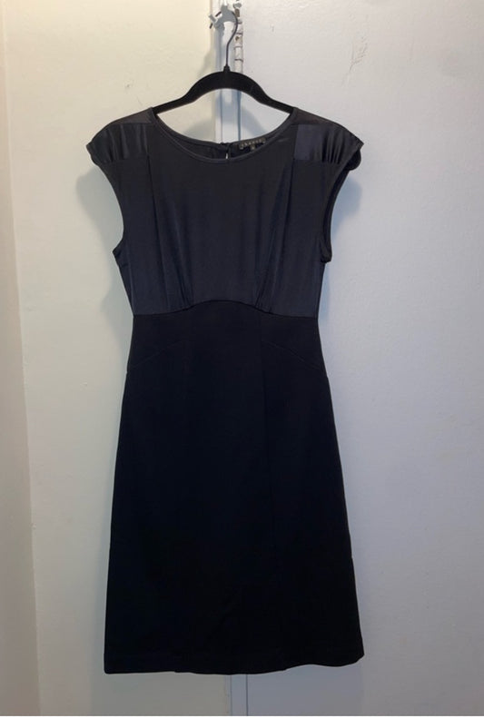 Theory Black Fitted Sheath Dress Scoop Neck Satin Bodice LBD Size 2