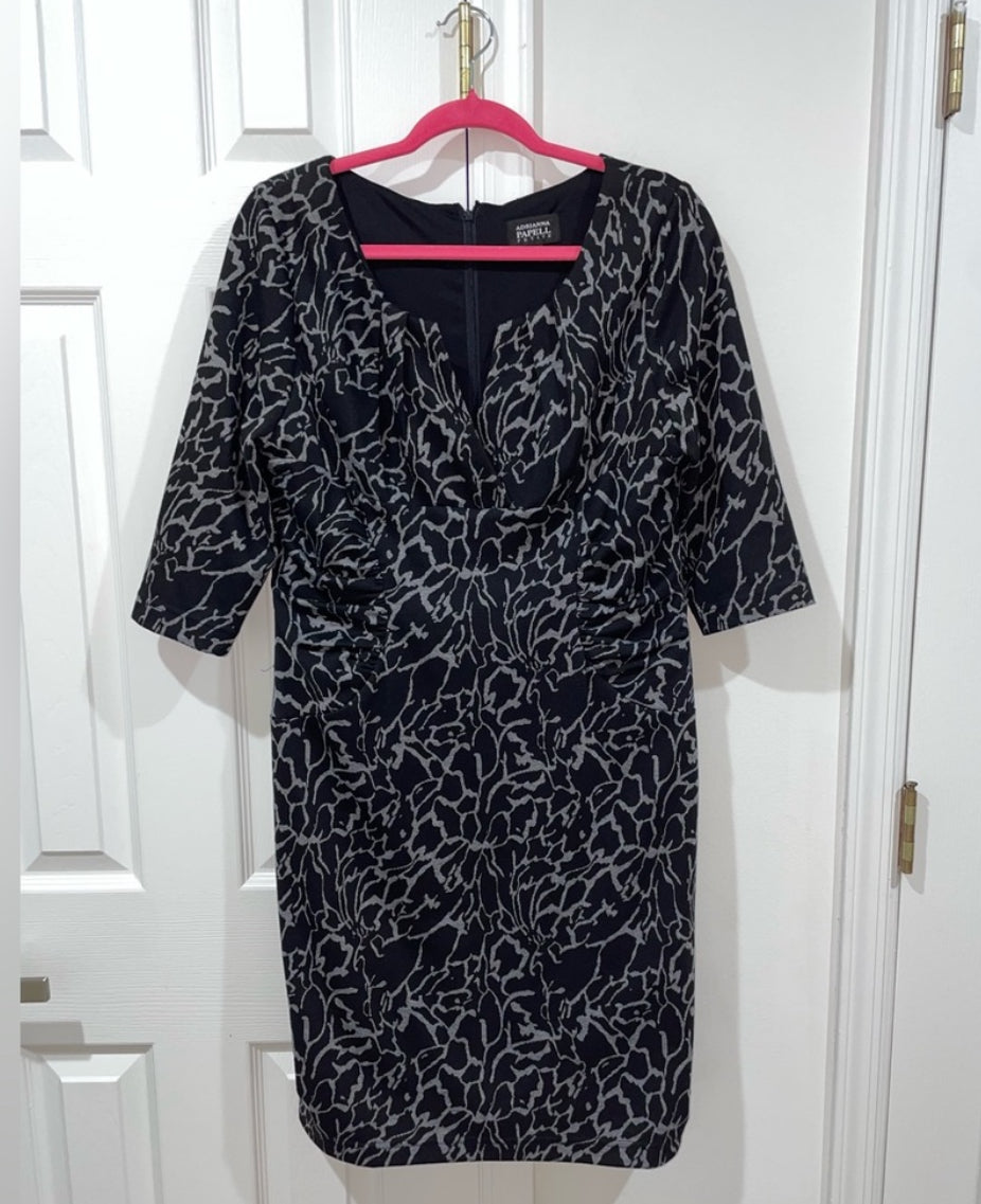 Adrianna Papell Black Gray Knit Ruched Sheath Dress Knee Length Size 14P