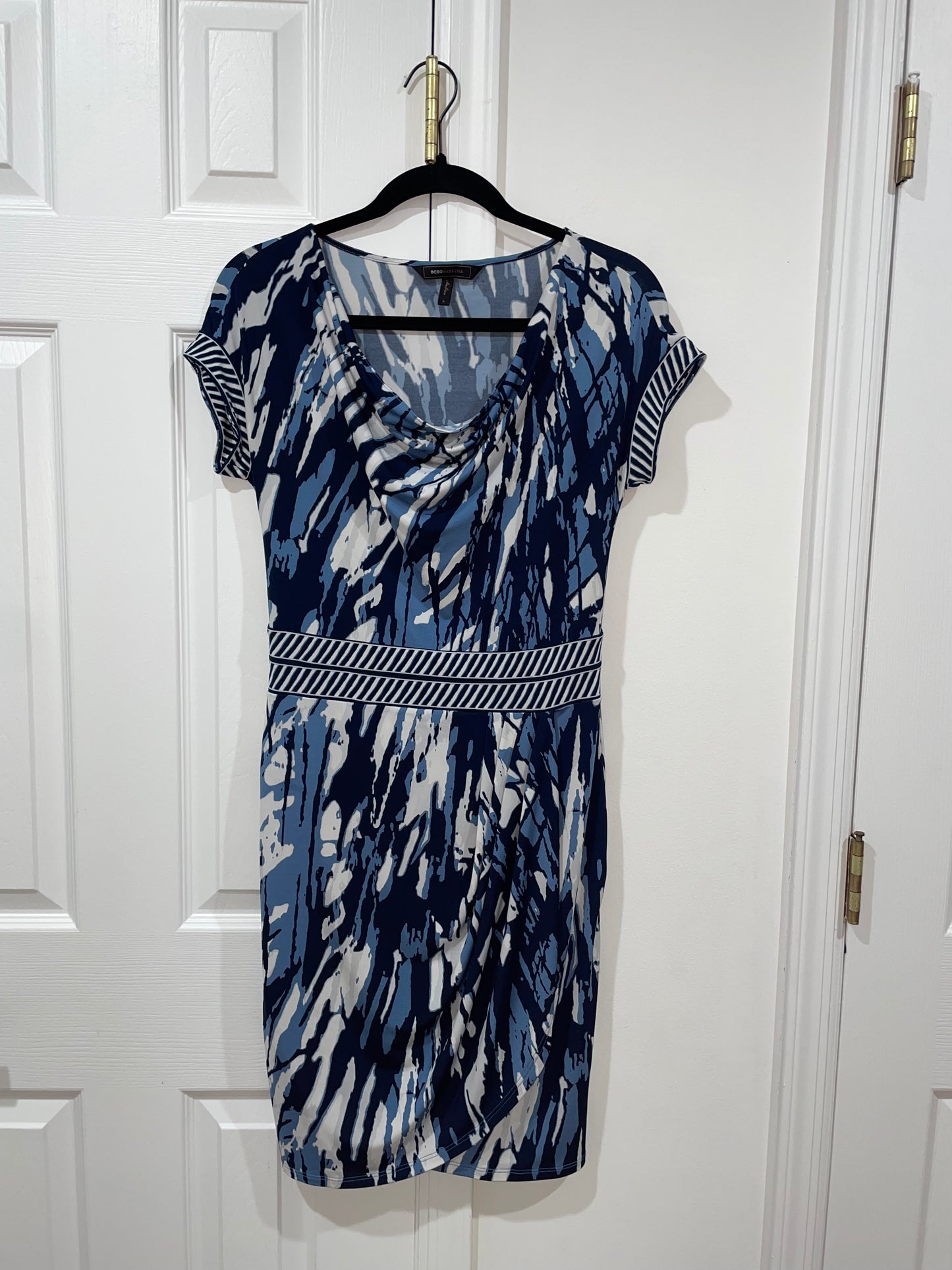 BCBGMAXAZRIA Ema Blue & White Faux Wrap Cowl Neck Stretchy Dress Size Small